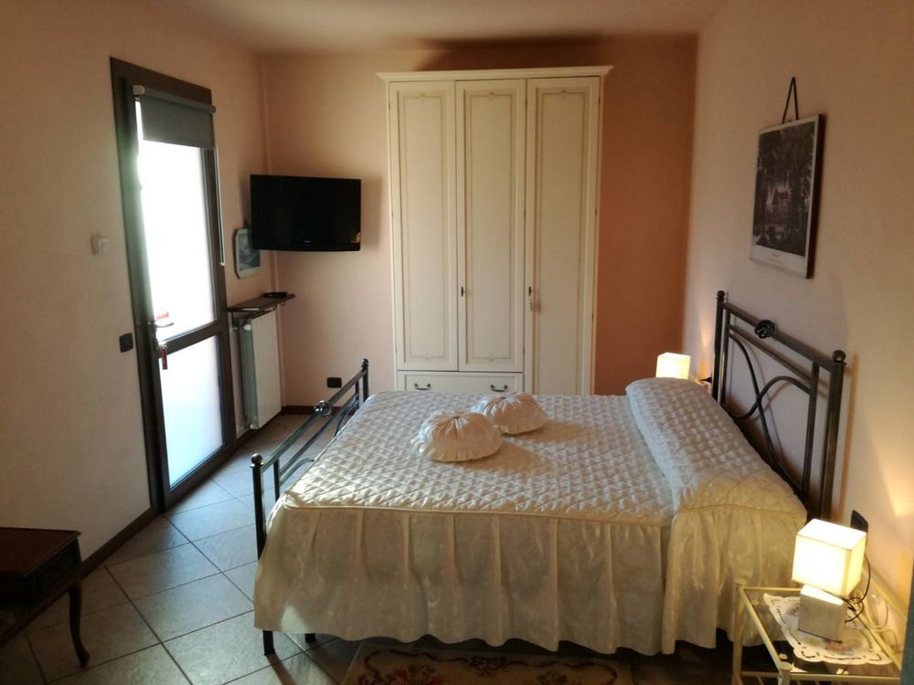 Villarosybeb Paruzzaro Exteriér fotografie